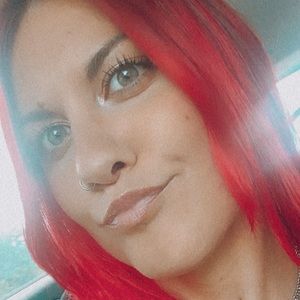 Meet your Posher, Emilia